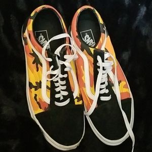 Van's skate shoes size men 9 woman 10.5